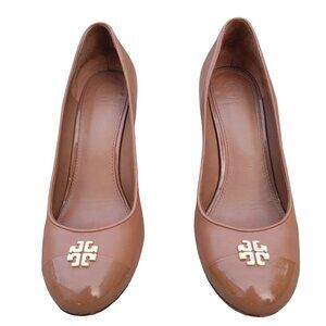Tory Burch Jolie Stacked Wedge Slip Ons Tan Leather Round Patent Toe Cap 8